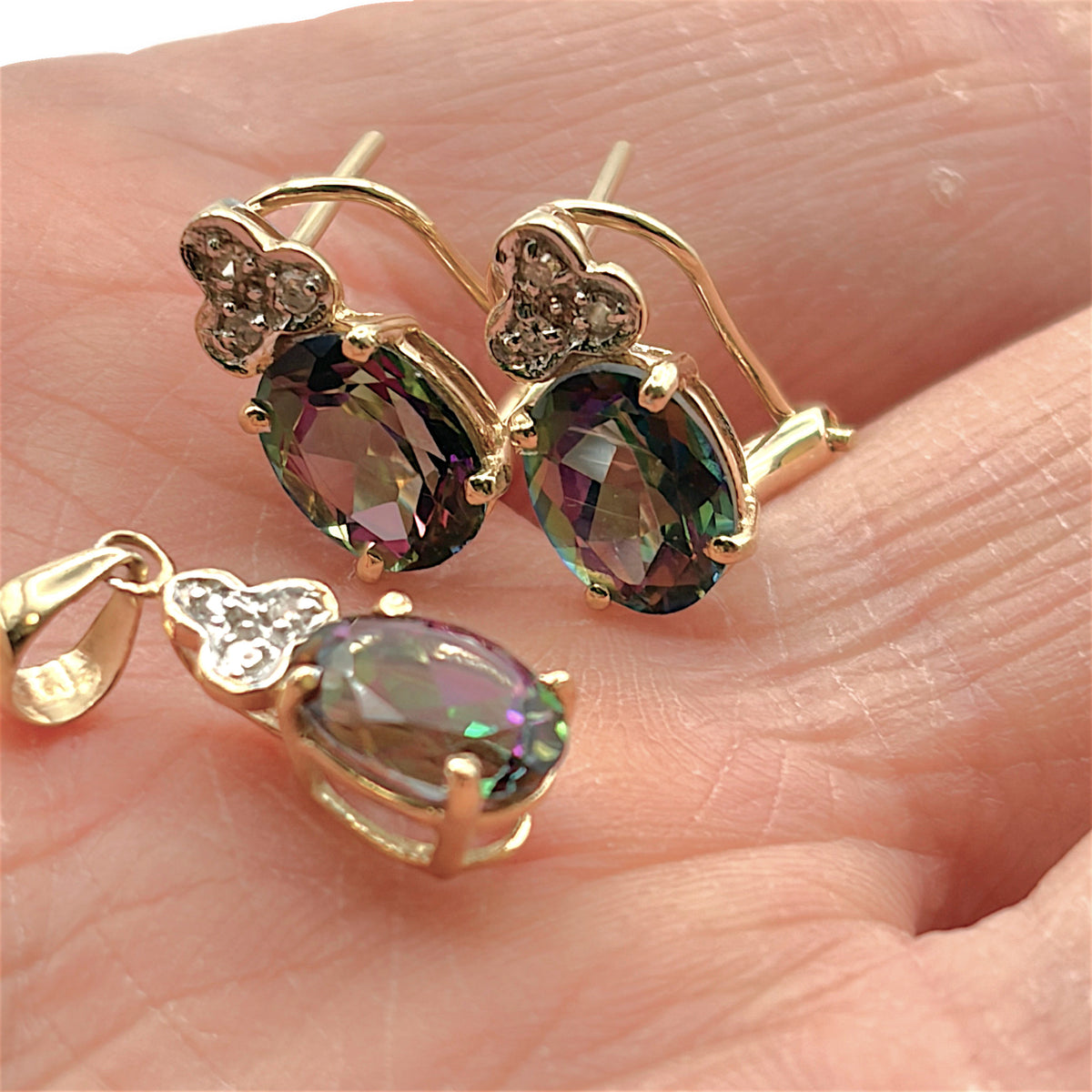 NZGD | 14ct Gold Mystic Topaz & Diamond Pendant Earring Set