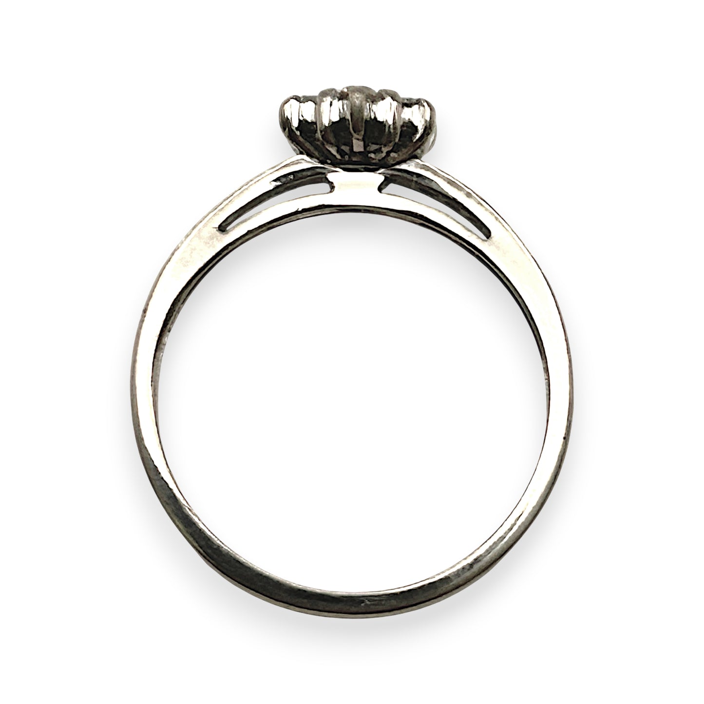 NZGD | 18ct Whtie Gold Whitefire Petal Ring Valuation $3,250
