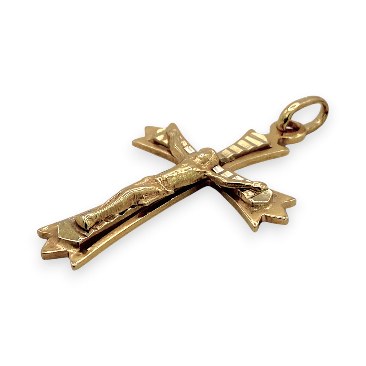NZGD | 18ct Gold Divine Crucifix Pendant 31.9mm