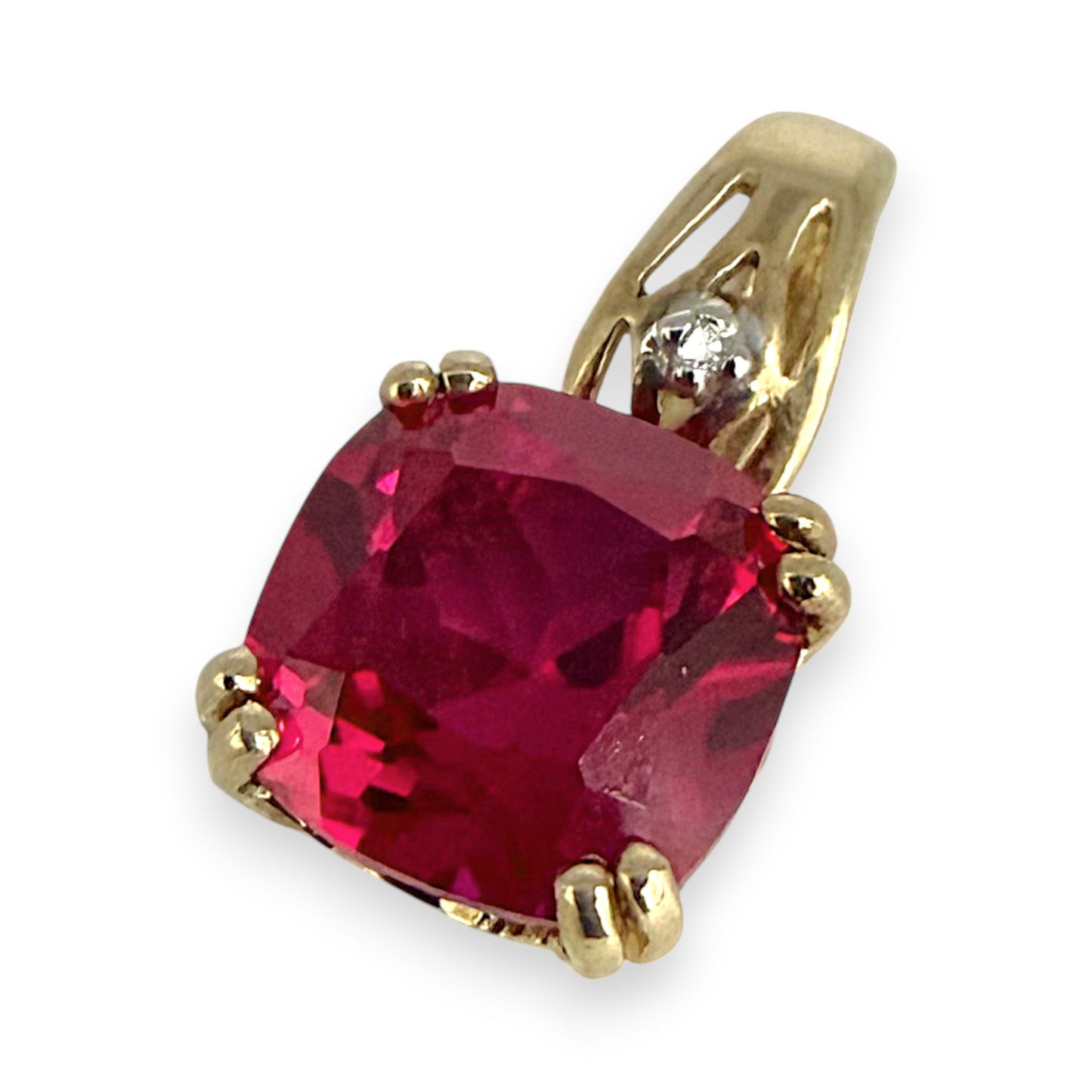 NZGD | 9ct Gold Crimson Kiss Pendant with Natural Ruby