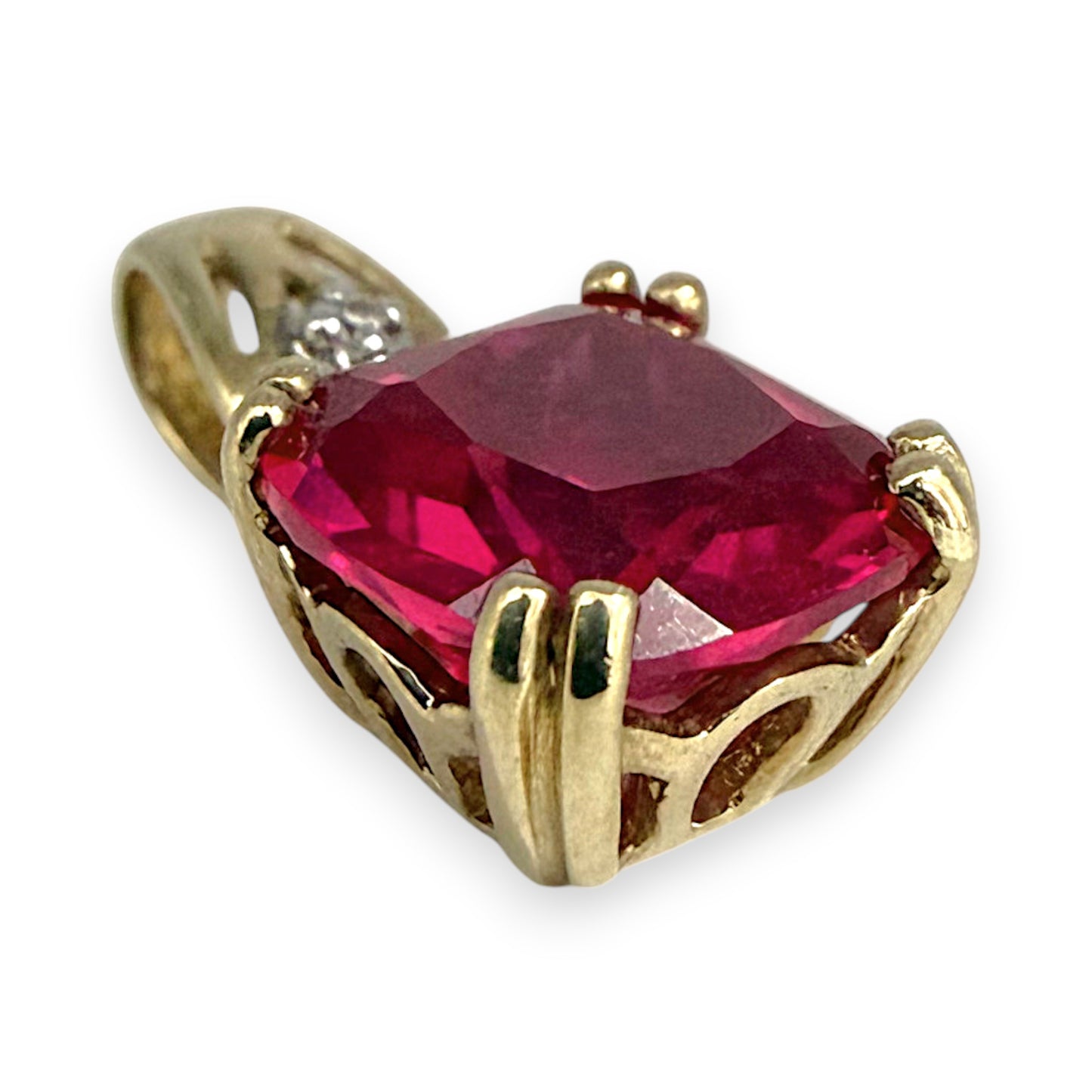 NZGD | 9ct Gold Crimson Kiss Pendant with Natural Ruby