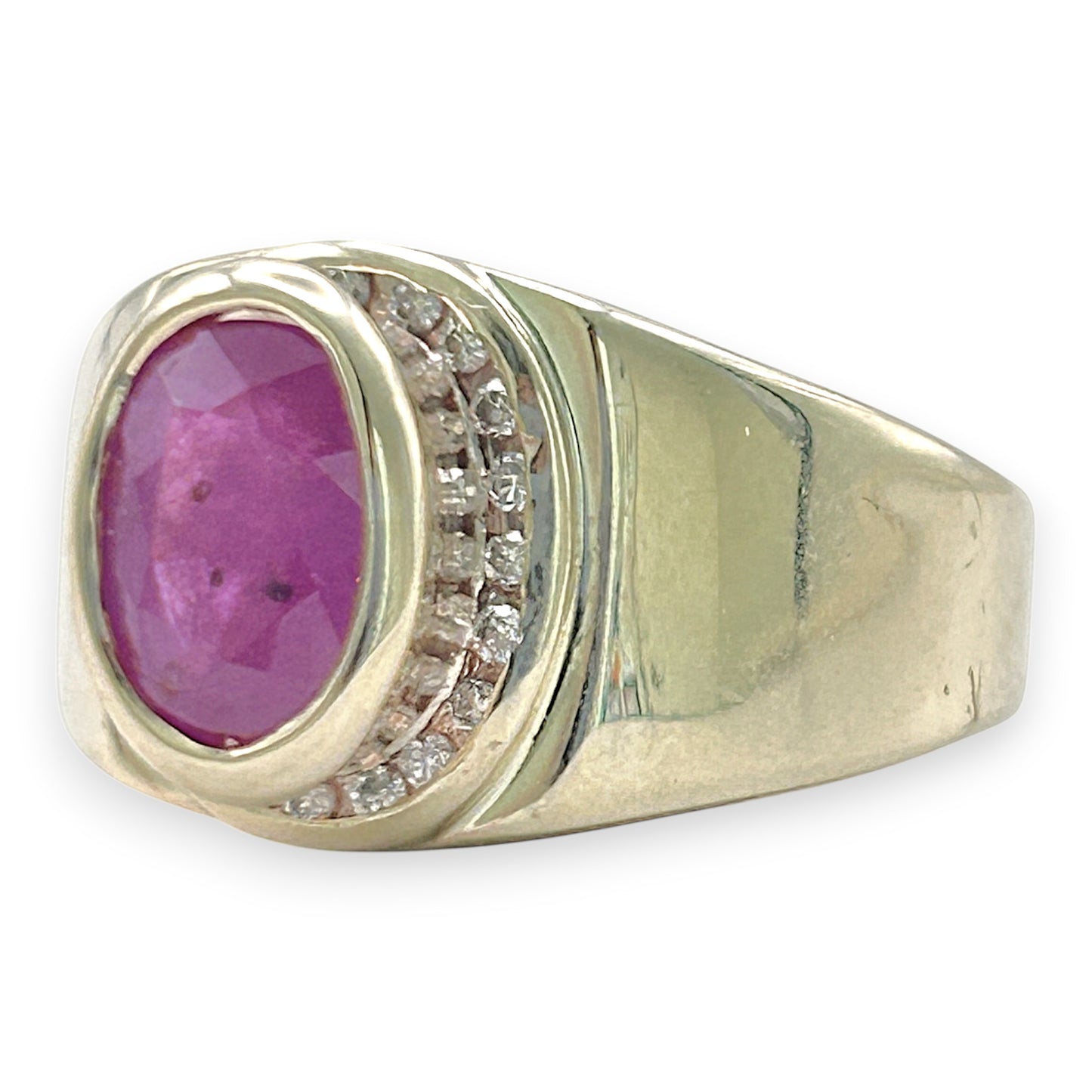 NZGD | 9ct Gold Scarlet Aura Heritage Ring Valuation $2,400