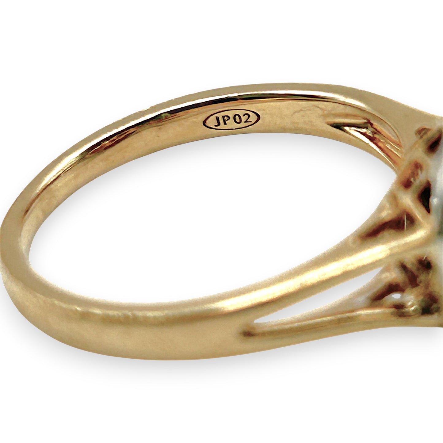 NZGD | 9ct Gold 0.5ct. Halo Classic Cluster Ring Valuation $2,250