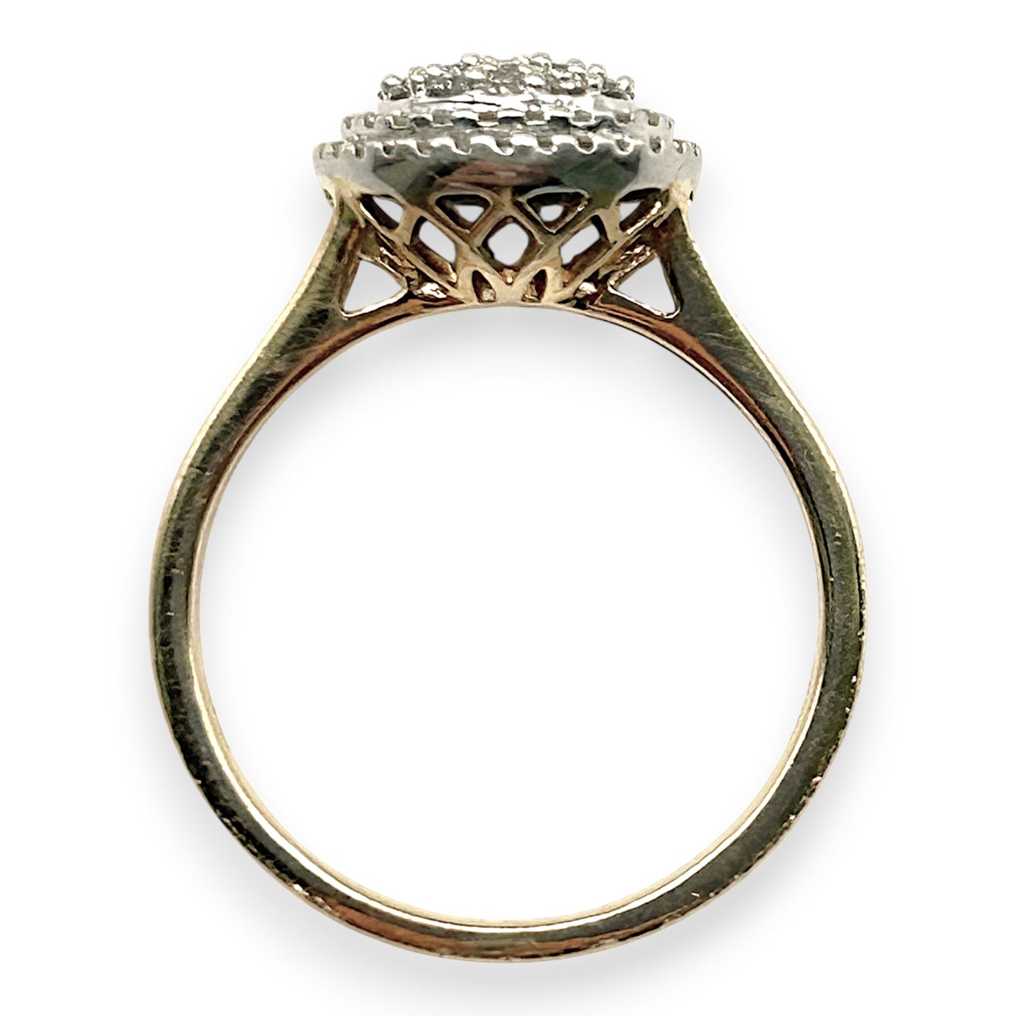 NZGD | 9ct Gold 0.5ct. Halo Classic Cluster Ring Valuation $2,250