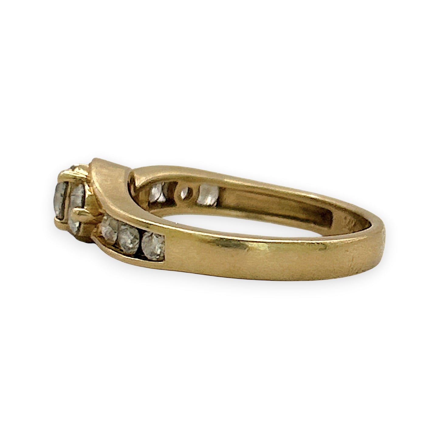 NZGD | 14ct Gold Triline Diamond Ring Valuation $4,500