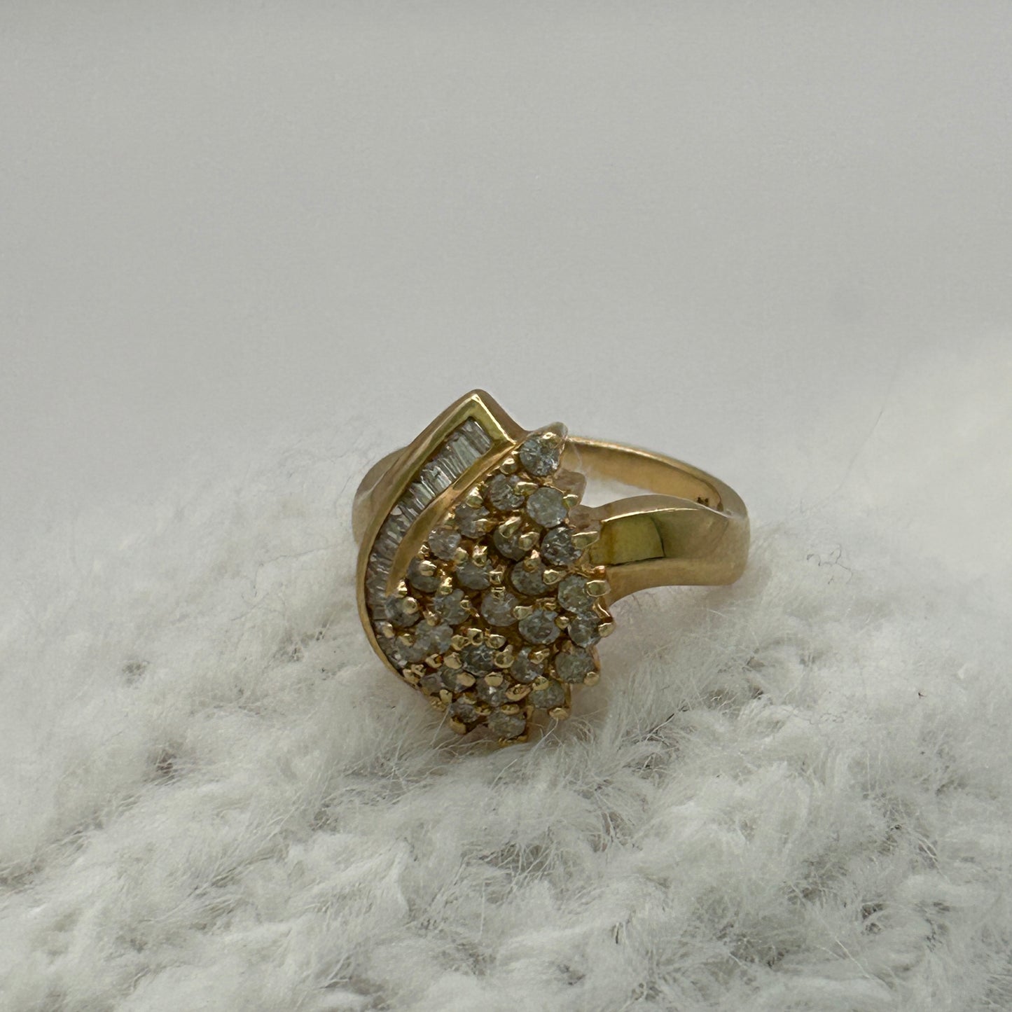 NZGD | 14ct Gold Heartflare Cluster Ring Valuation $4,600