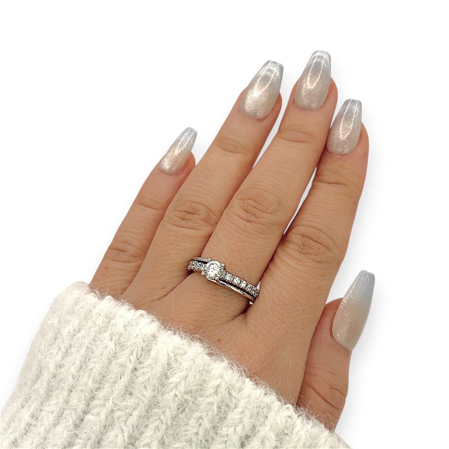 NZGD | 18ct White Gold Frosted Halo Ring Size L