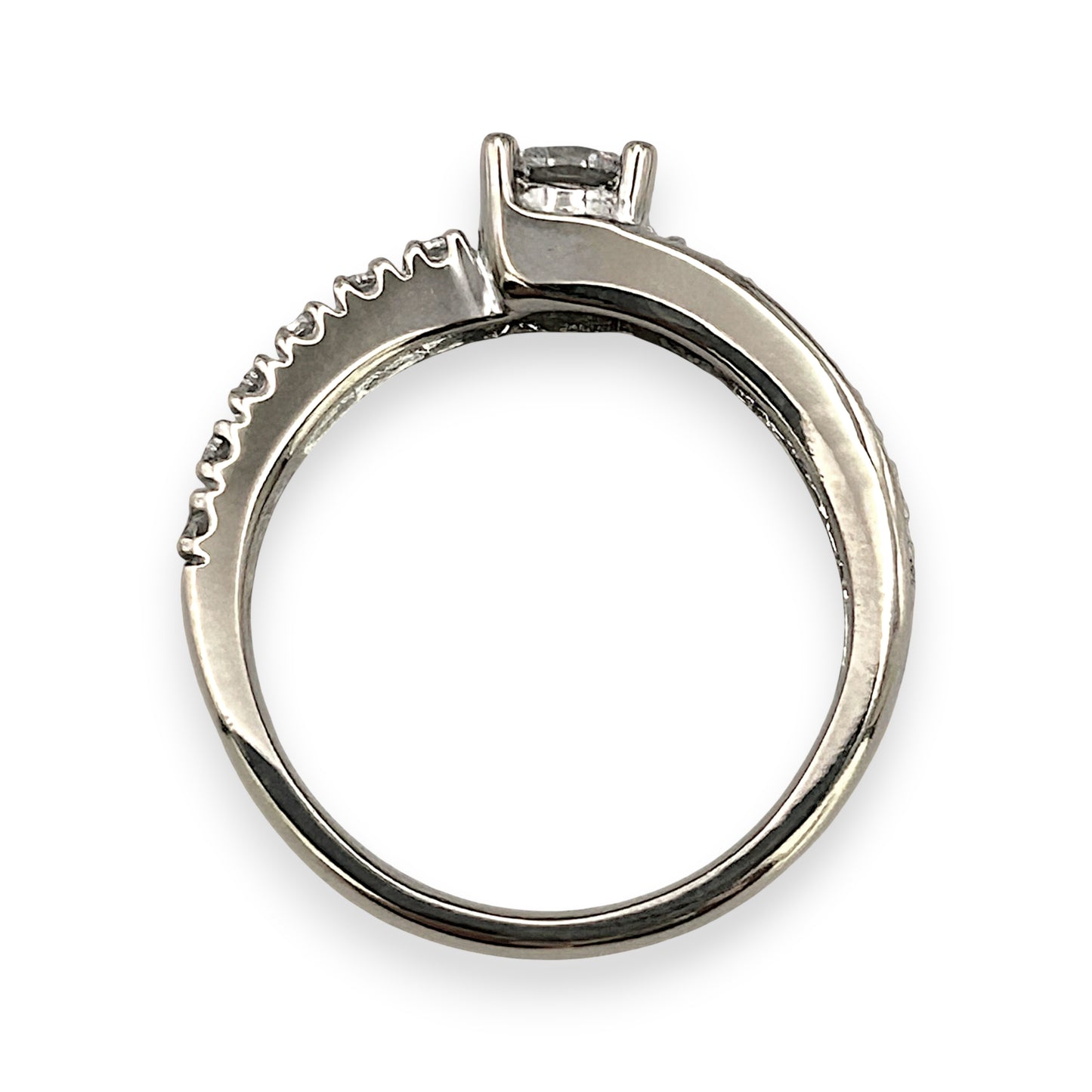 NZGD | 18ct White Gold Frosted Halo Ring Size L