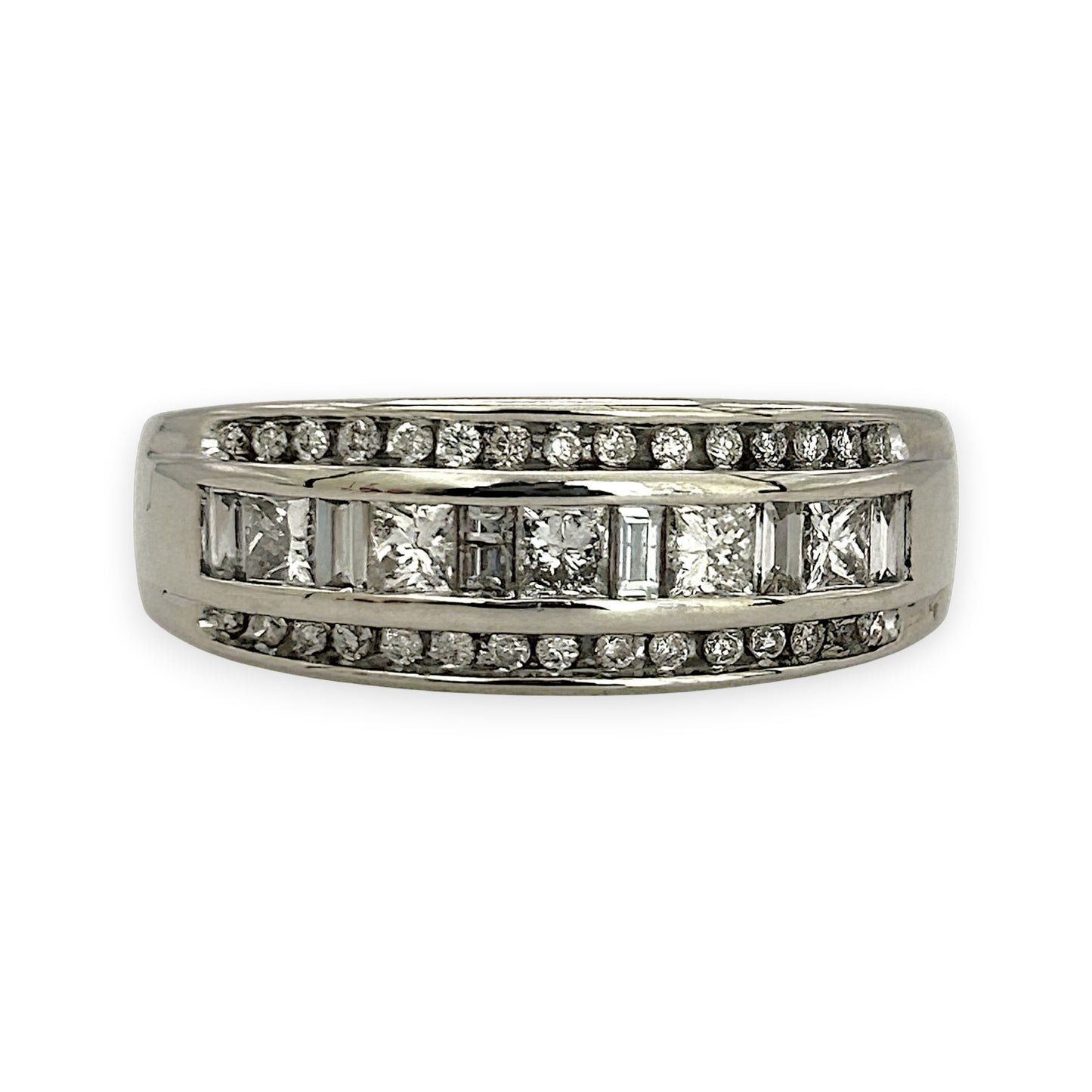 NZGD | 18ct White Gold Lusterline Regal Band Valuation $5,400