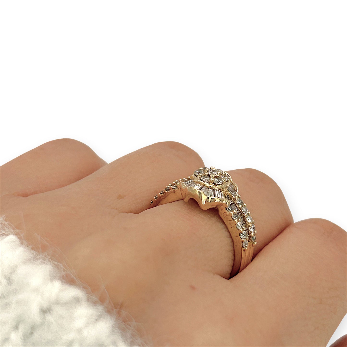 NZGD | 18ct Gold Diamond Heritage Burst Ring Valuation $5,800