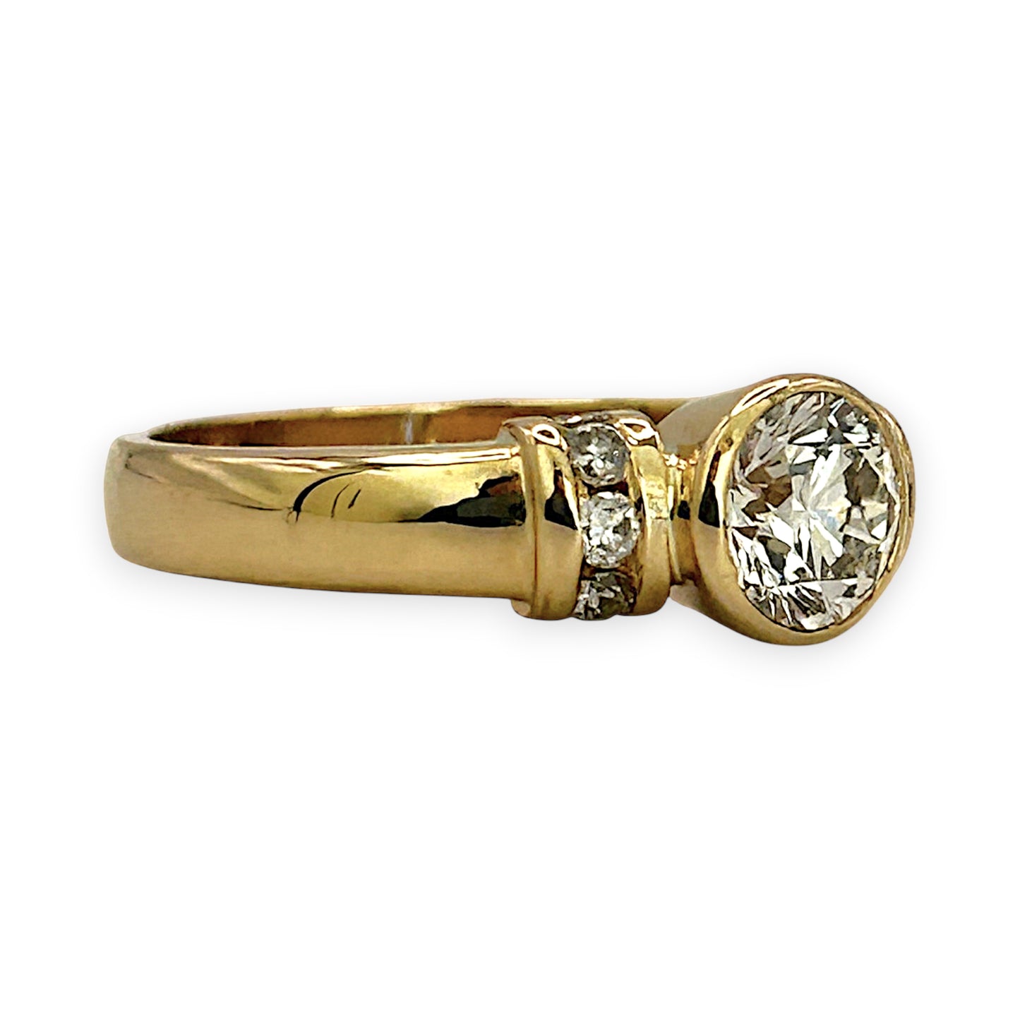 NZGD | 18ct Gold Golden Halo Majesty Ring Valuation $9,000