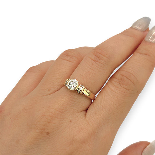 NZGD | 18ct Gold Golden Halo Majesty Ring Valuation $9,000