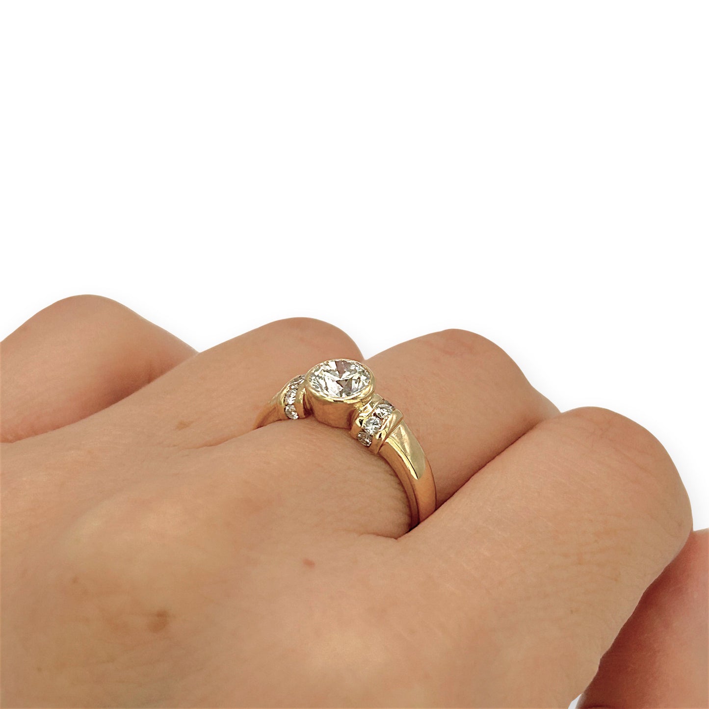 NZGD | 18ct Gold Golden Halo Majesty Ring Valuation $9,000