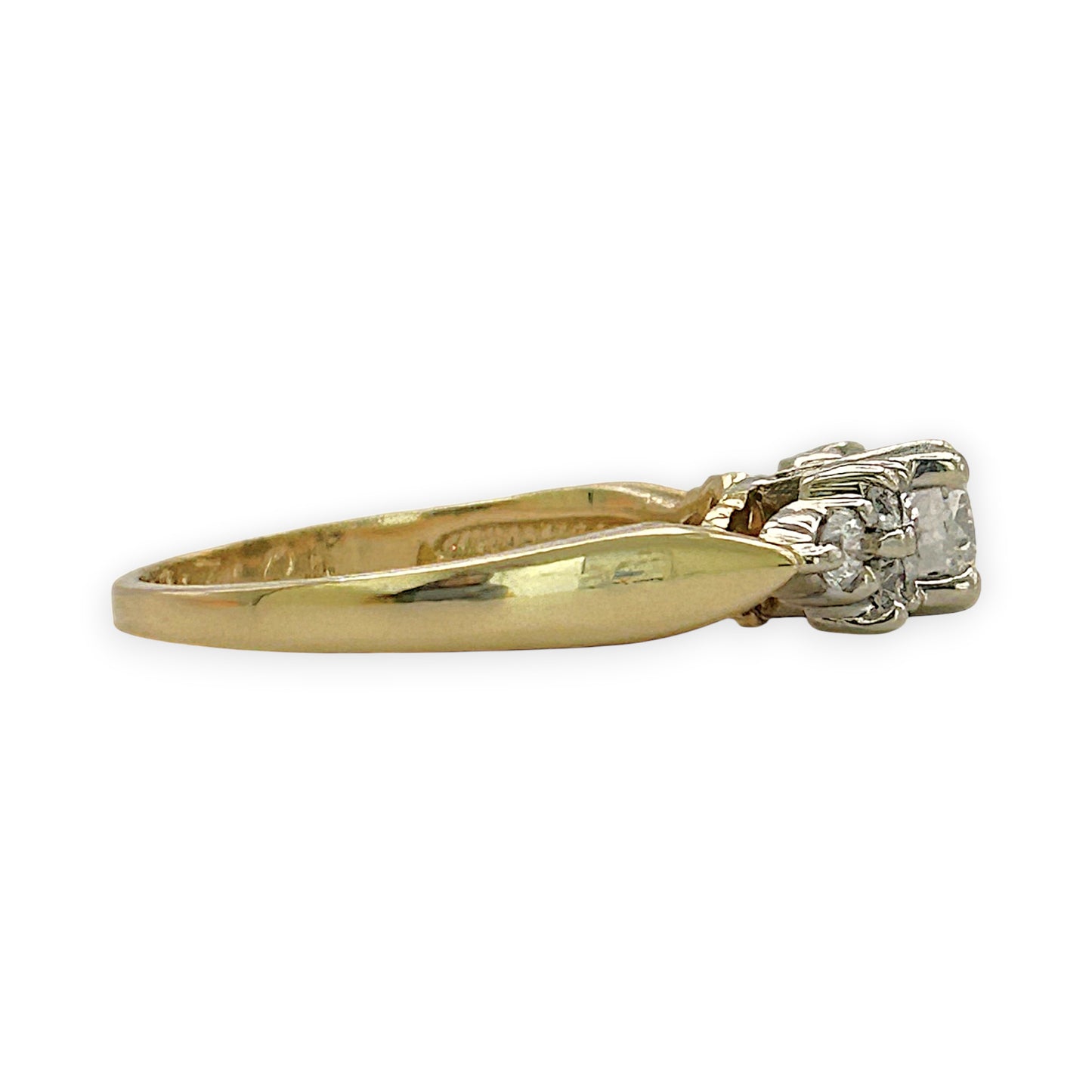 NZGD | 18ct Gold Diamond Radiance Cluster Ring Valuation $3,650