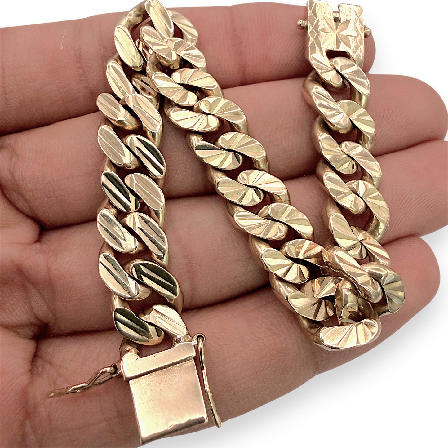NZGD | 18ct Gold Dual Glow Sovereign Cuban Link Bracelet 18.5cm