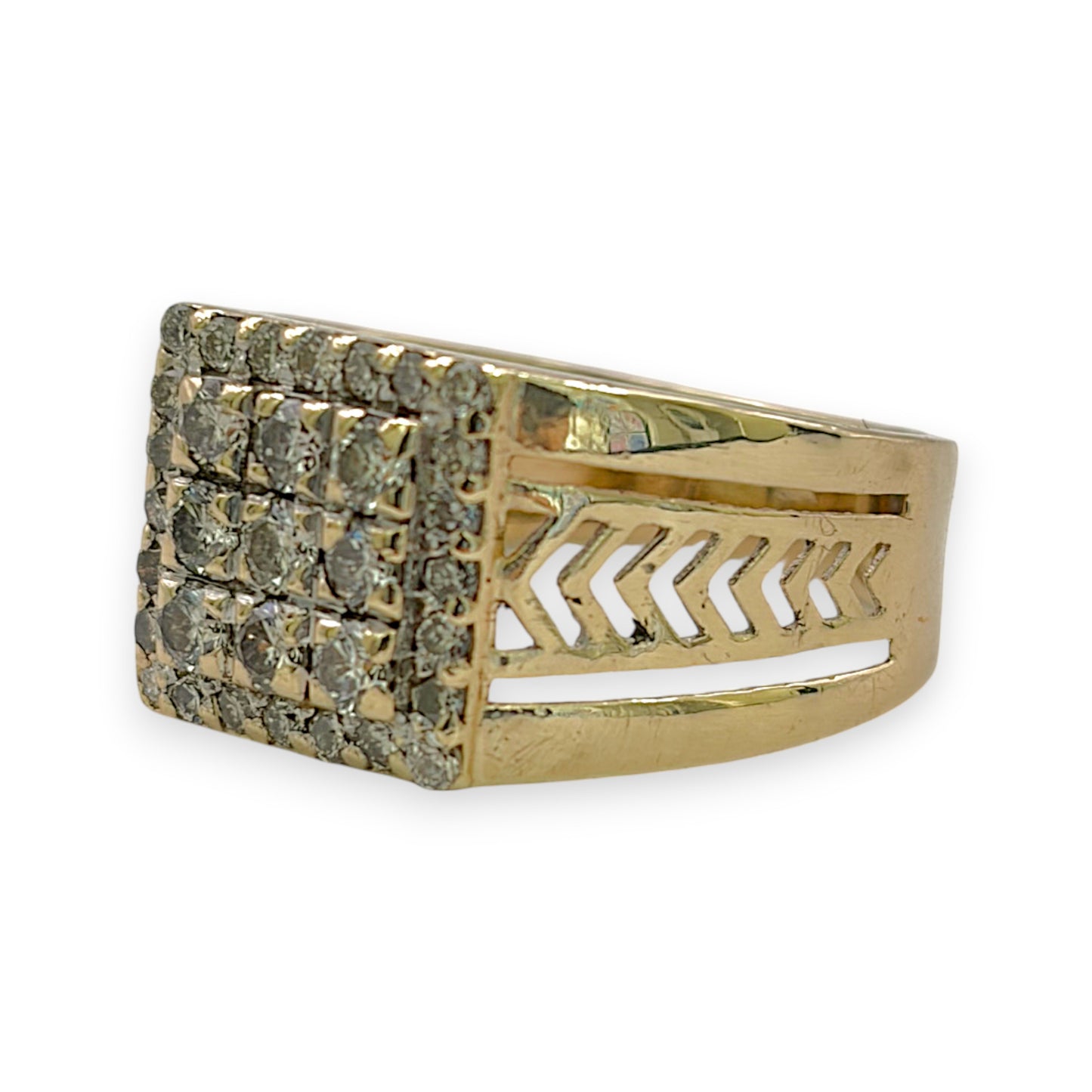 NZGD | 14kt Gold Diamond Chevron‑Side Cluster Ring Size S