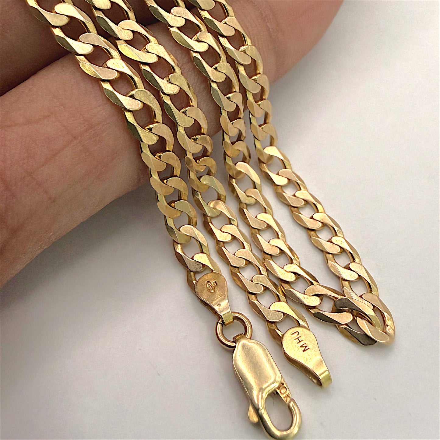NZGD | 10ct Gold MICHAEL HILL Crestline Curb Chain 62cm