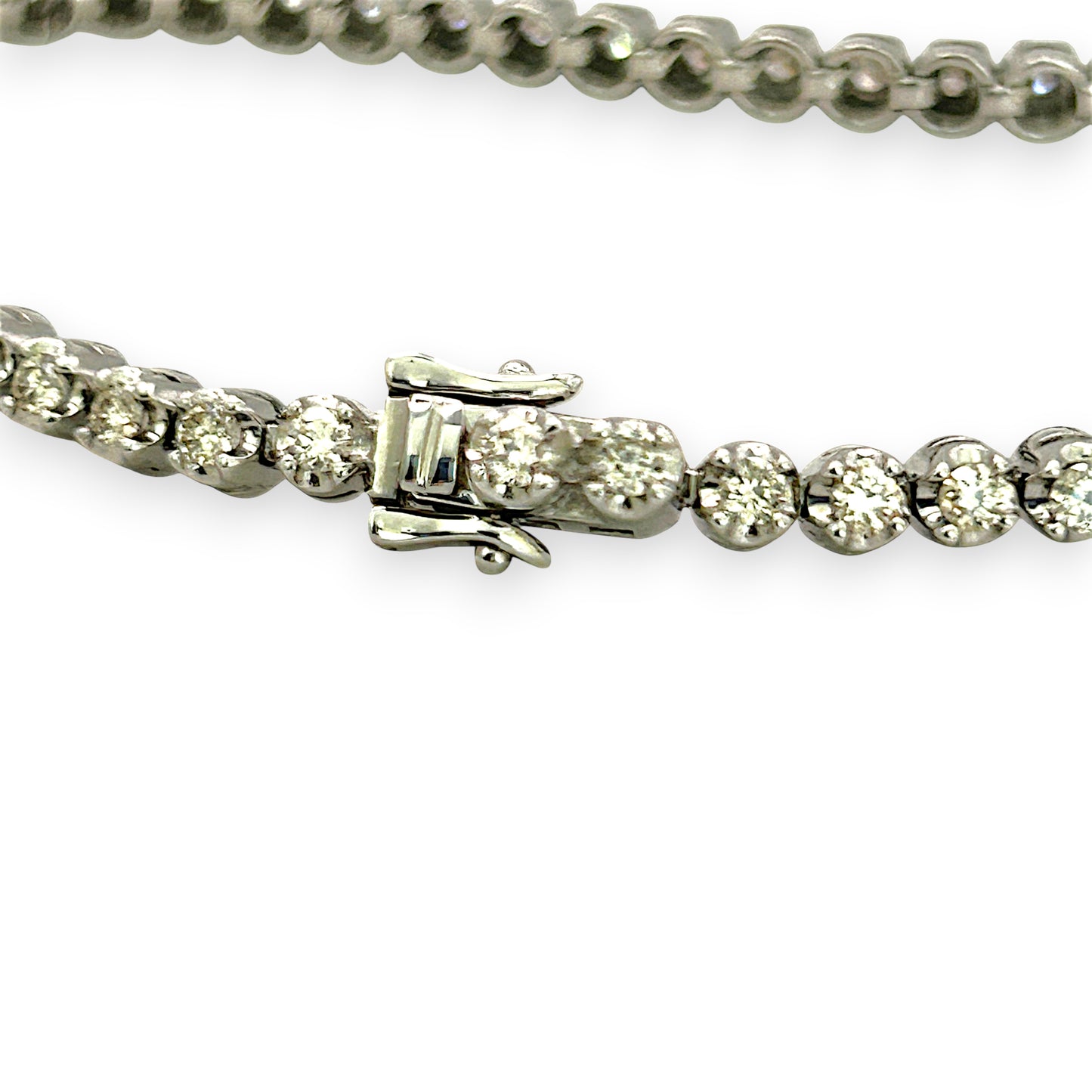 BRAND NEW | 9ct White Gold Diamond Éclat Tennis Bracelet Valuation $7,000