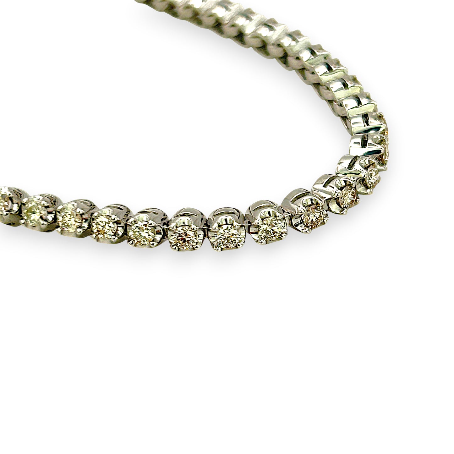 BRAND NEW | 9ct White Gold Diamond Éclat Tennis Bracelet Valuation $7,000