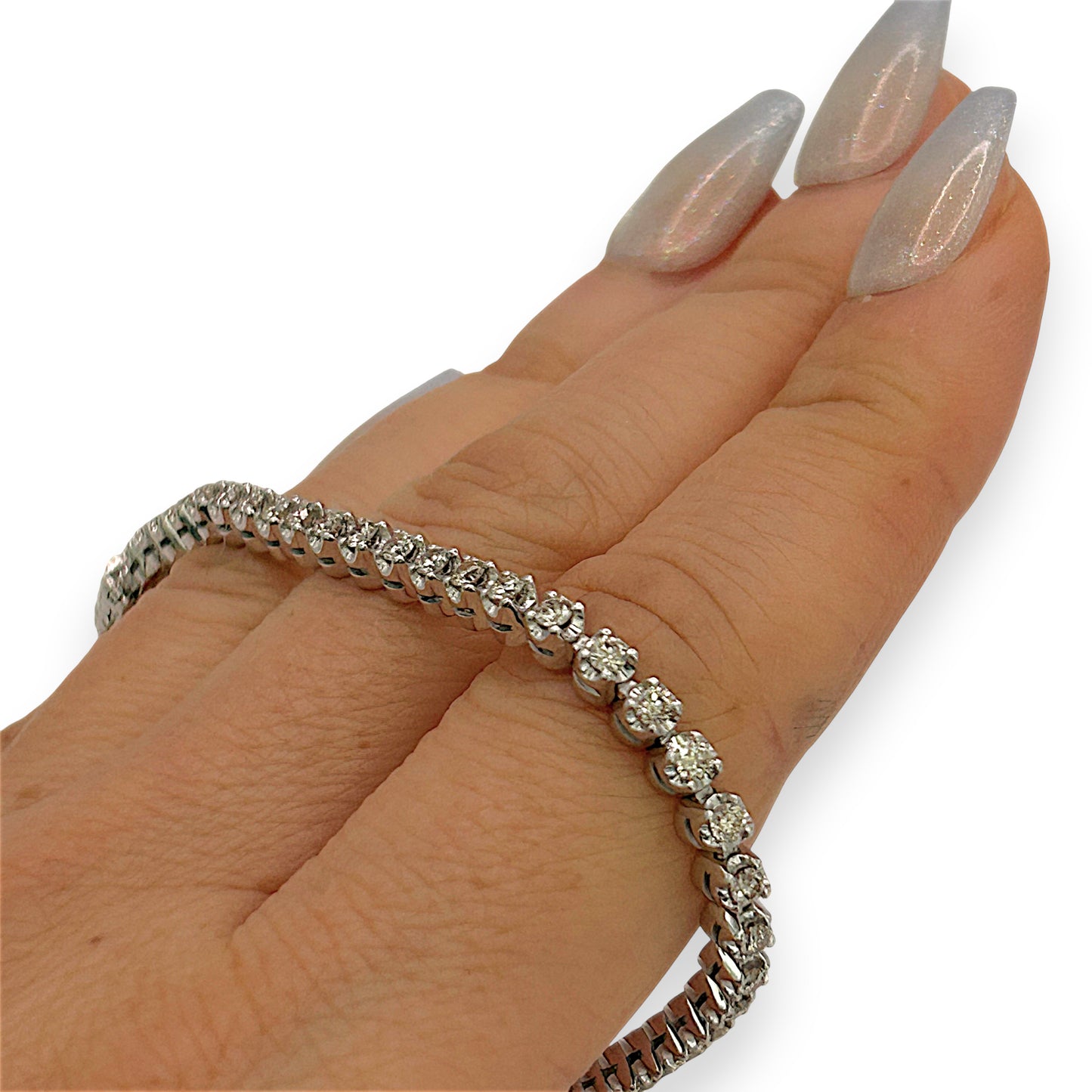 BRAND NEW | 9ct White Gold Diamond Éclat Tennis Bracelet Valuation $7,000
