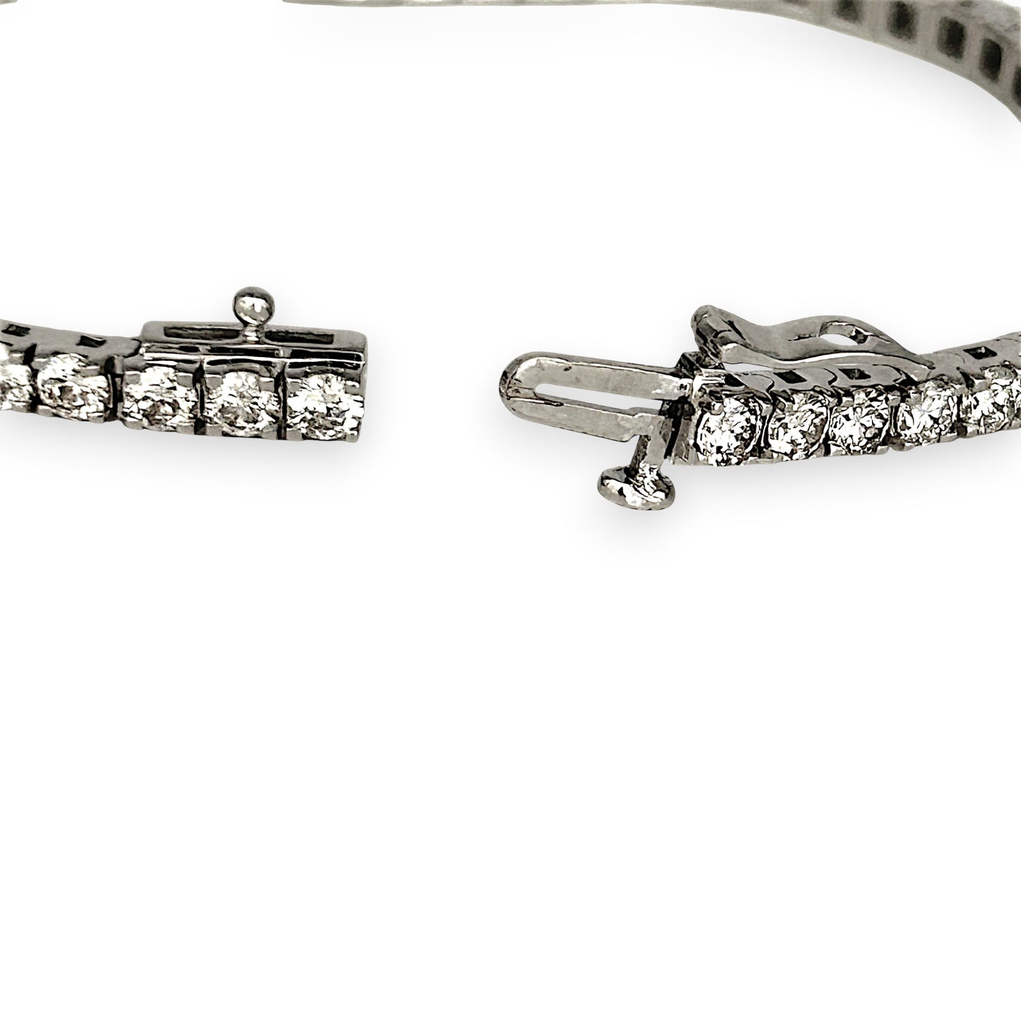 NZGD | 10ct W/Gold MICHEAL HILL Glacier Line Tennis Bracelet TDW 5.00ct.