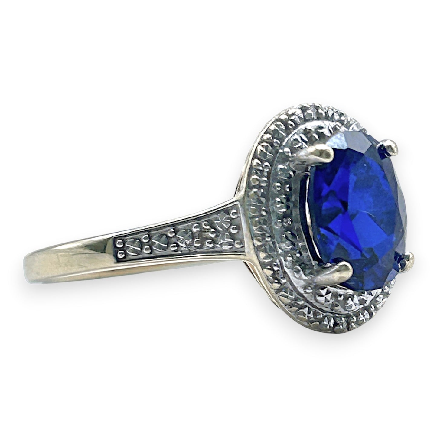 NZGD | 10ct Gold MICHAEL HILL Blue Aurora Ring Valuation $1,200