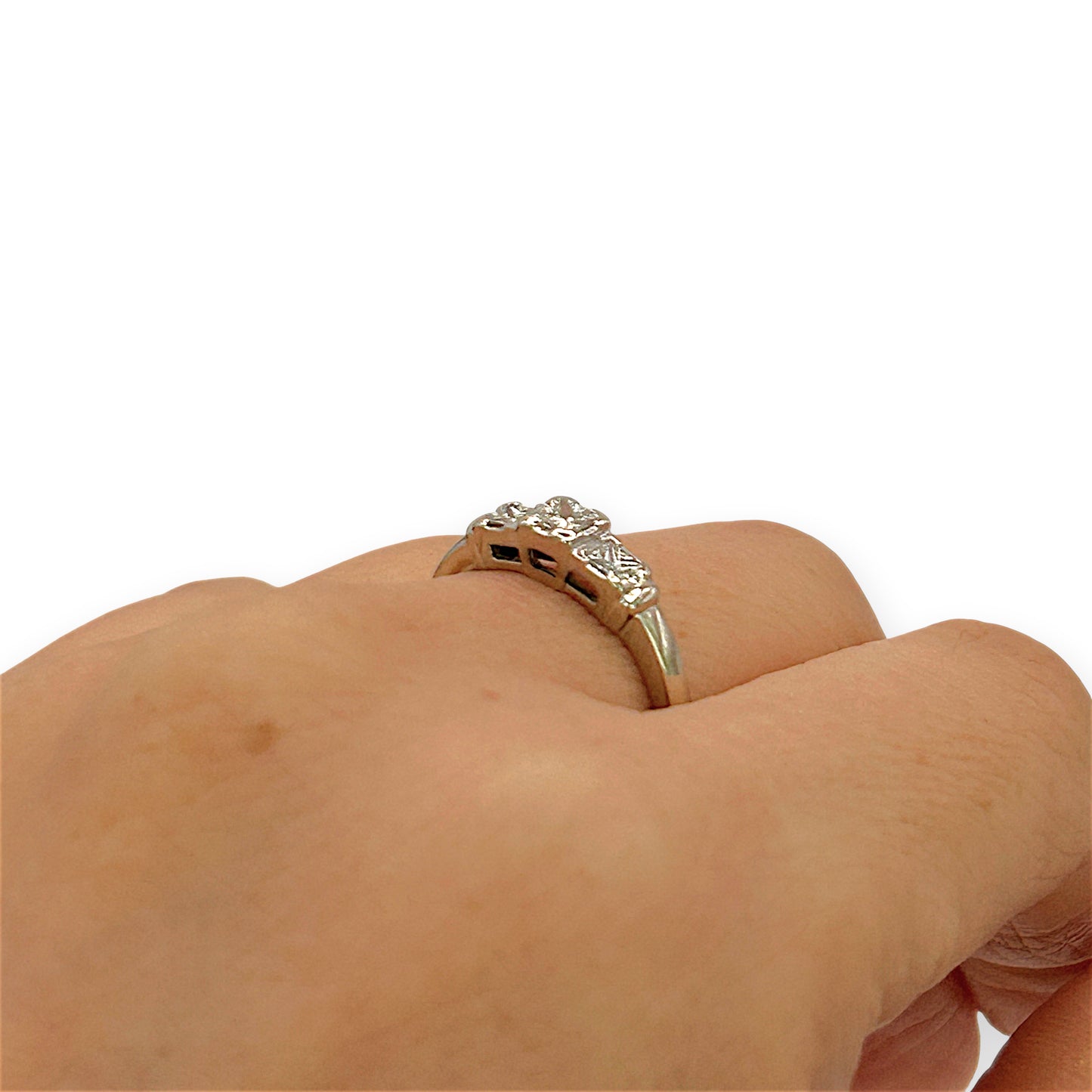 NZGD | 18ct White Gold Princess Trio Diamond Ring Valuation $3,350