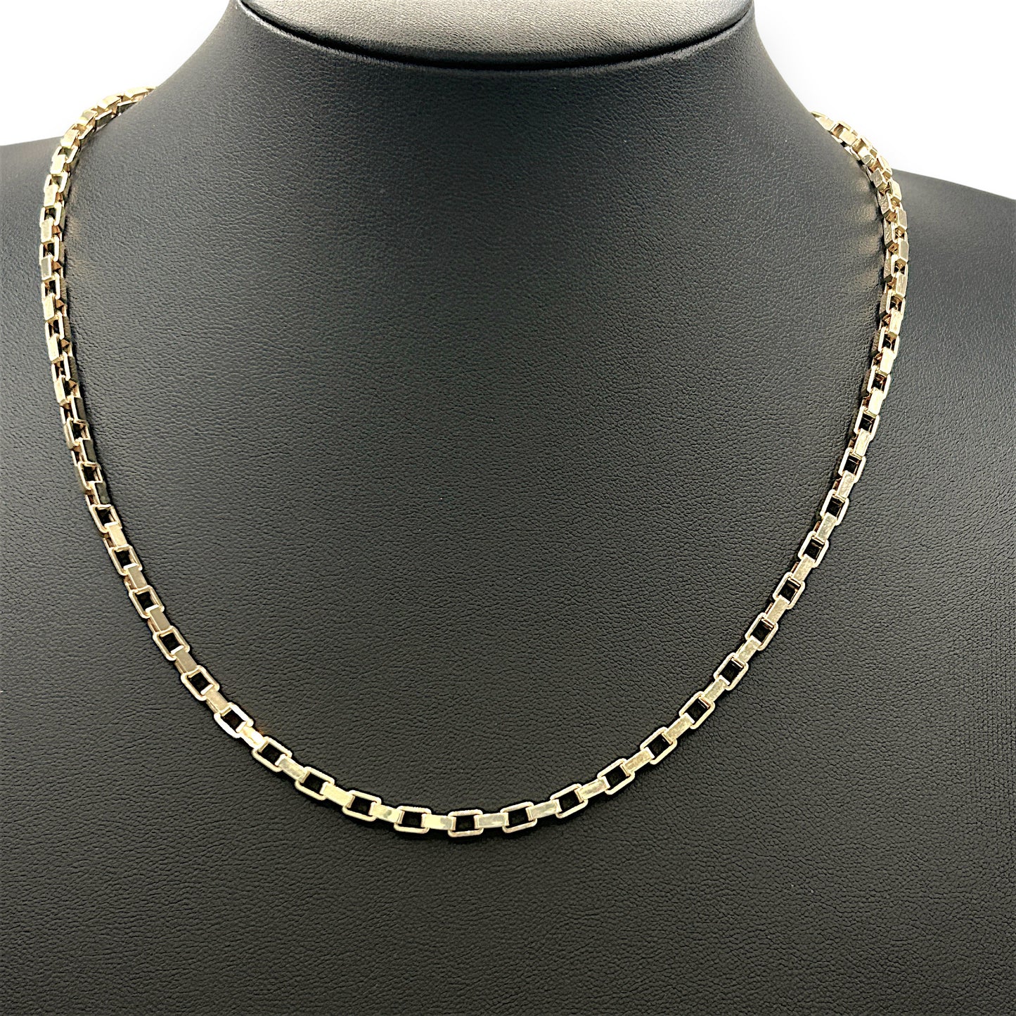 BRAND NEW | 18ct Gold Imperial Box‑Bold Chain 49cm
