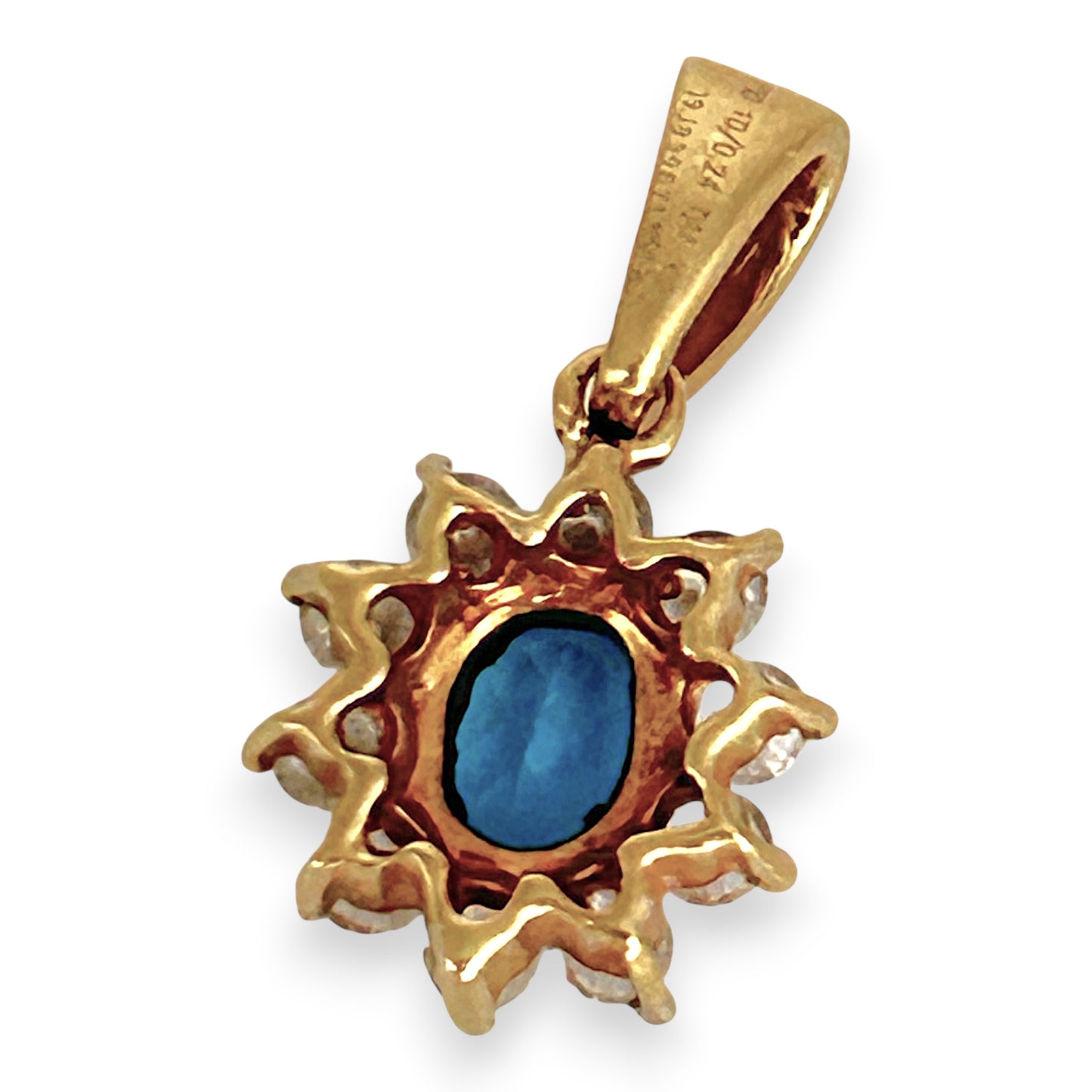 NZGD | 18ct Gold Blue Topaz and Diamond Pendant & Earring Set