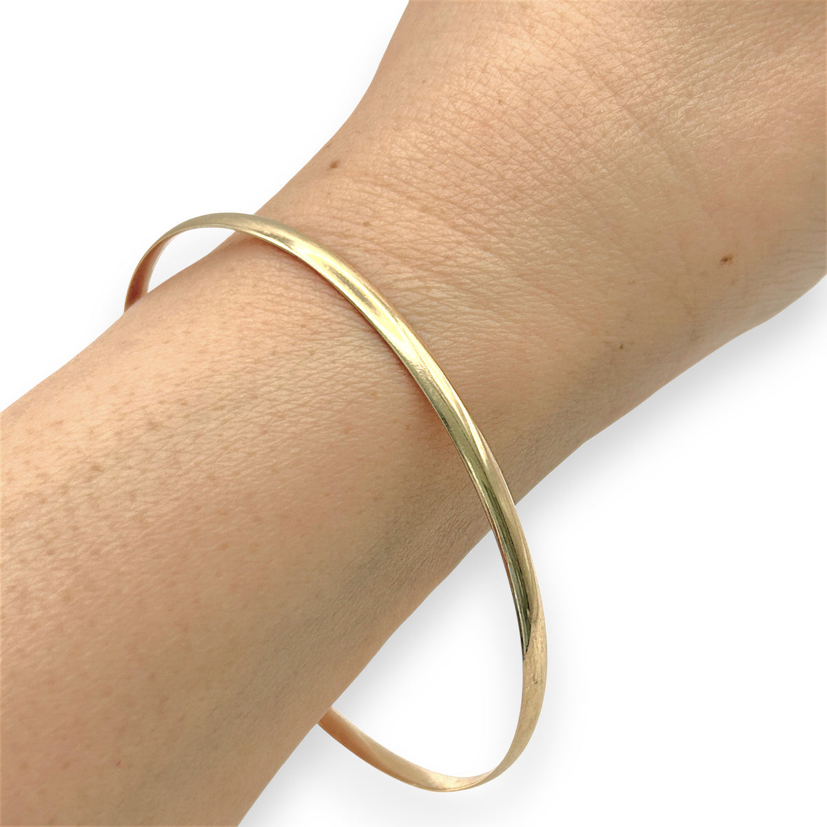 NZGD | 9ct Gold PROUDS Golden Whisper Bangle 60.2mm