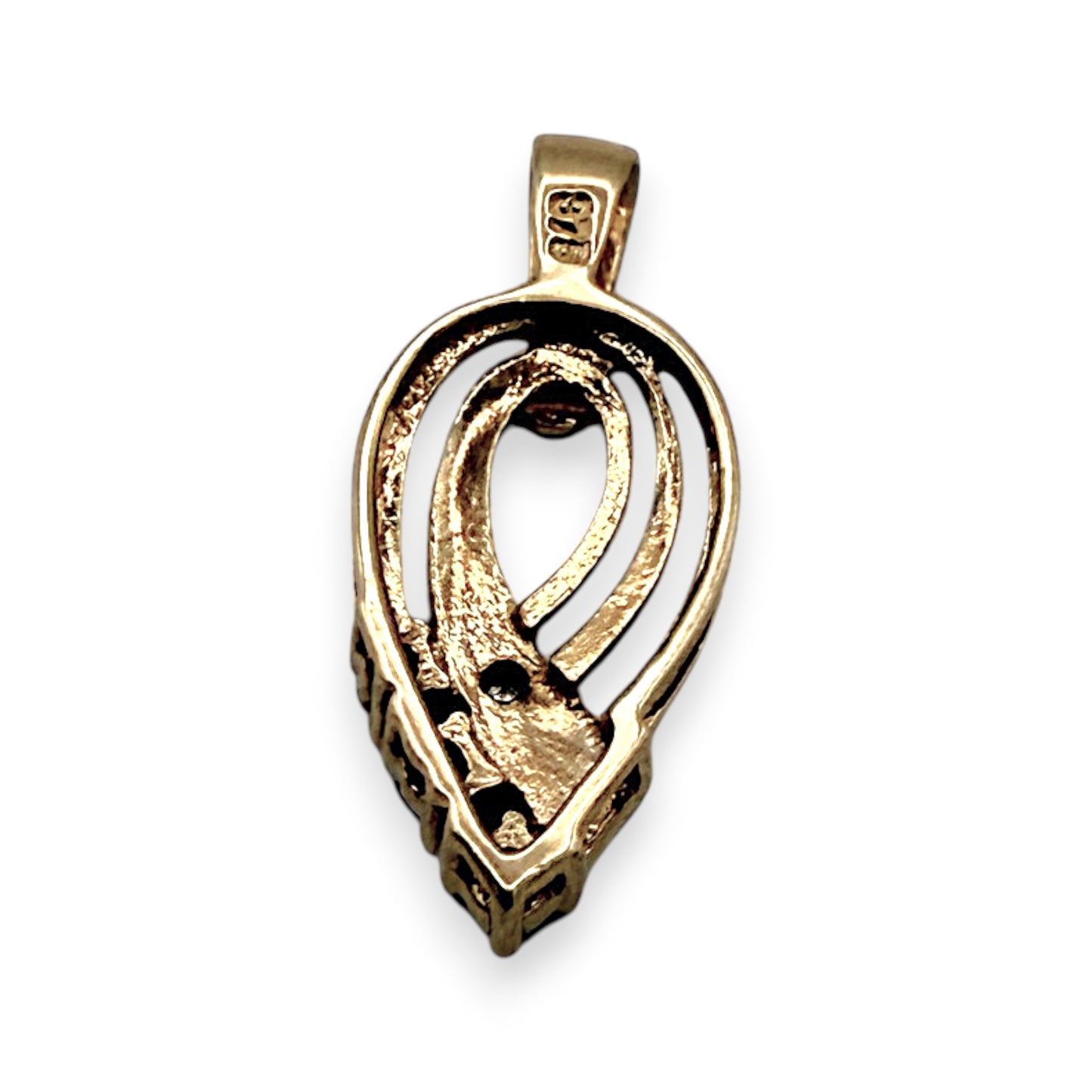 NZGD | 9ct Gold Sapphire Serenade Pendant 20.2mm