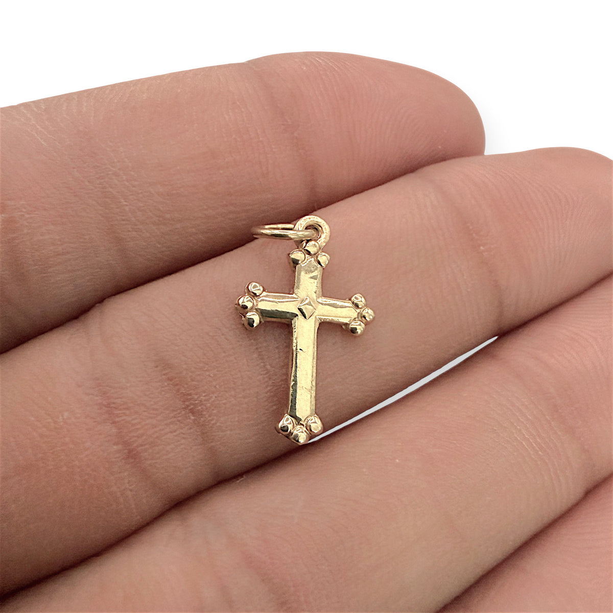 NZGD | 9ct Gold Classic Ornate Cross Pendant 17.9mm