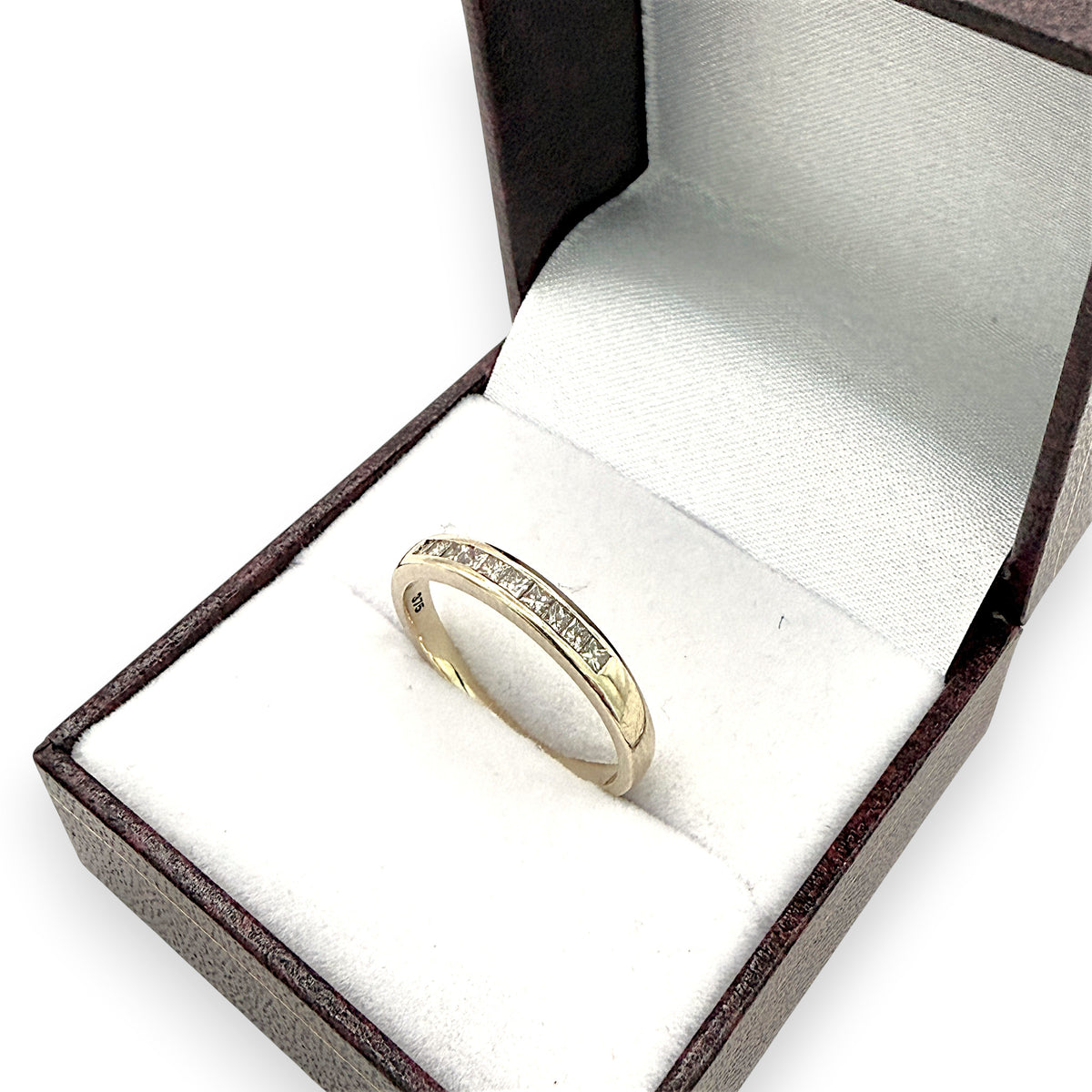 NZGD | 9ct Gold Diamond Precision Eternity Ring Size O