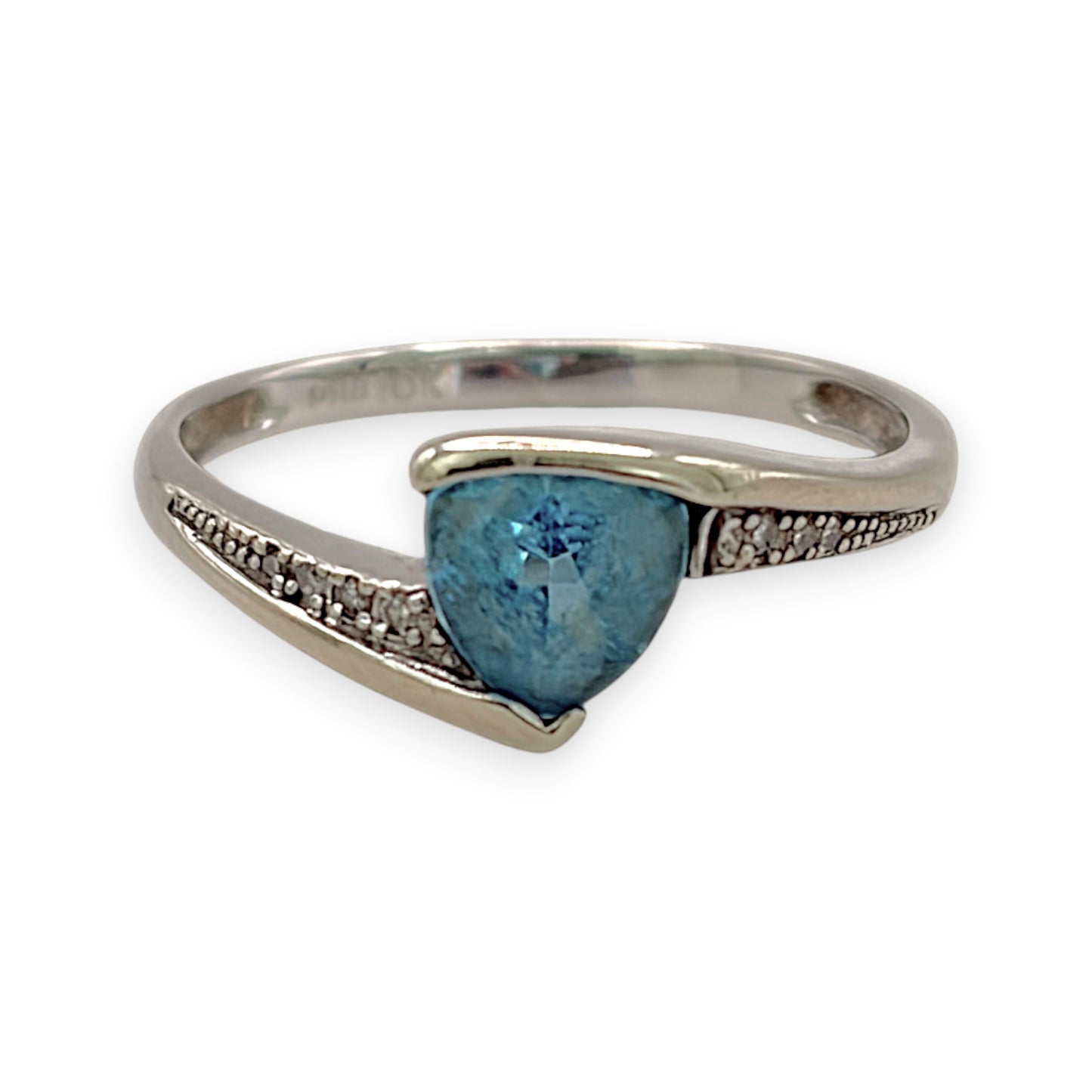 NZGD | 10ct White Gold MICHAEL HILL Celestial Blueflare Ring Size O