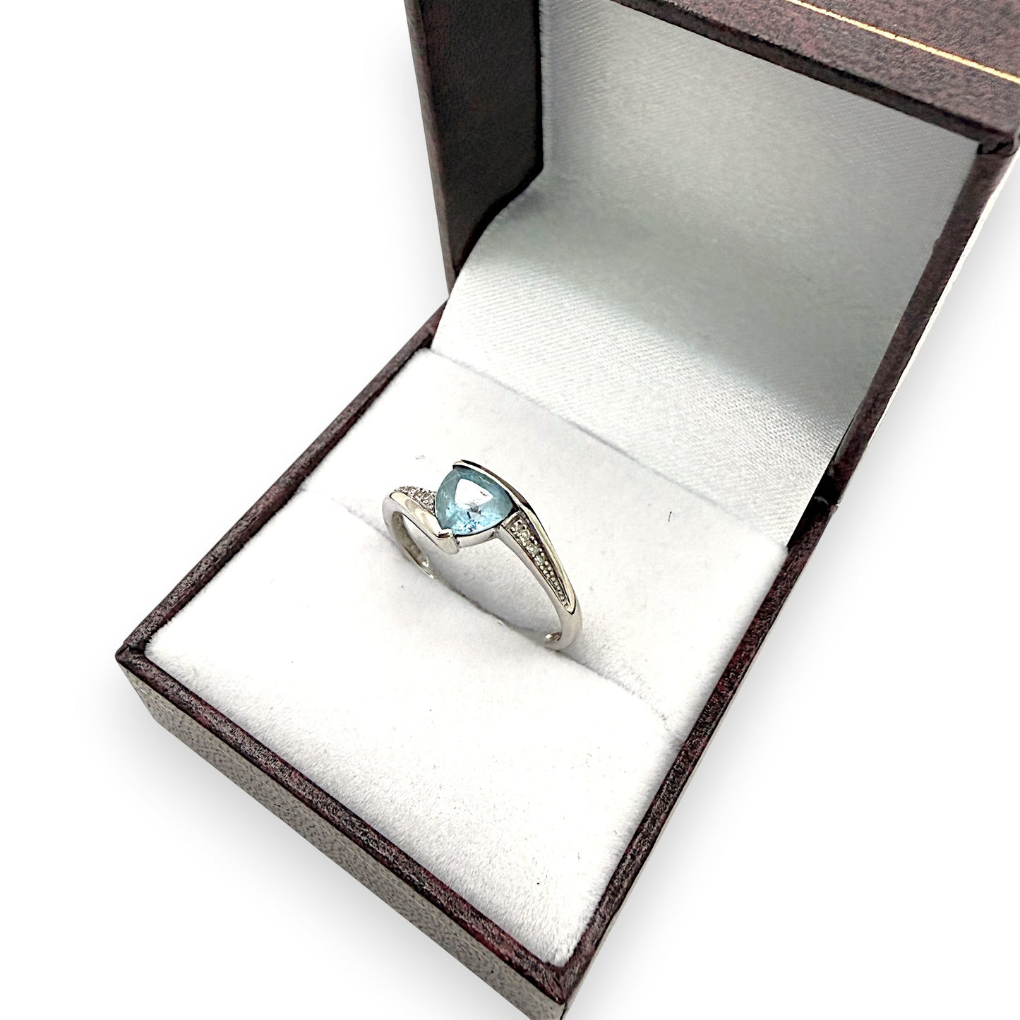NZGD | 10ct White Gold MICHAEL HILL Celestial Blueflare Ring Size O