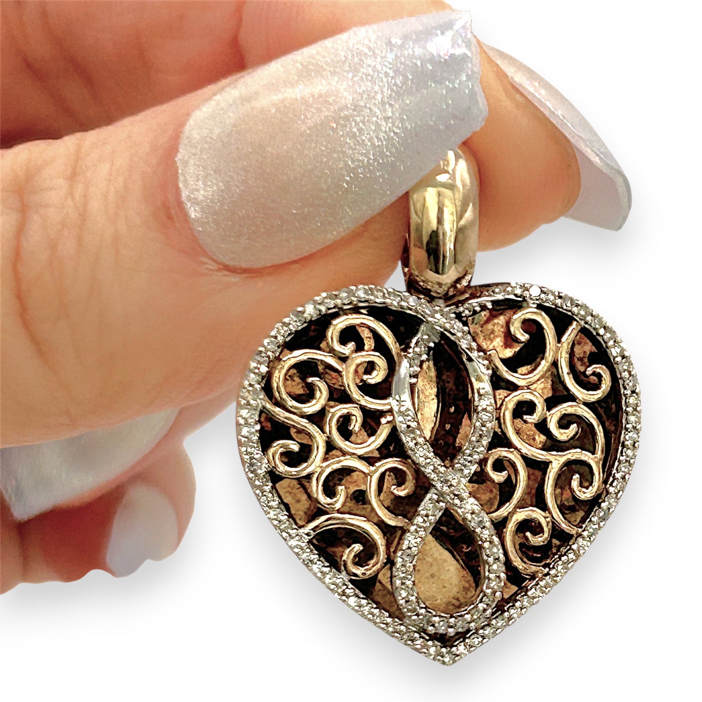 NZGD | 10ct Gold Infinity Embrace Heart Pendant