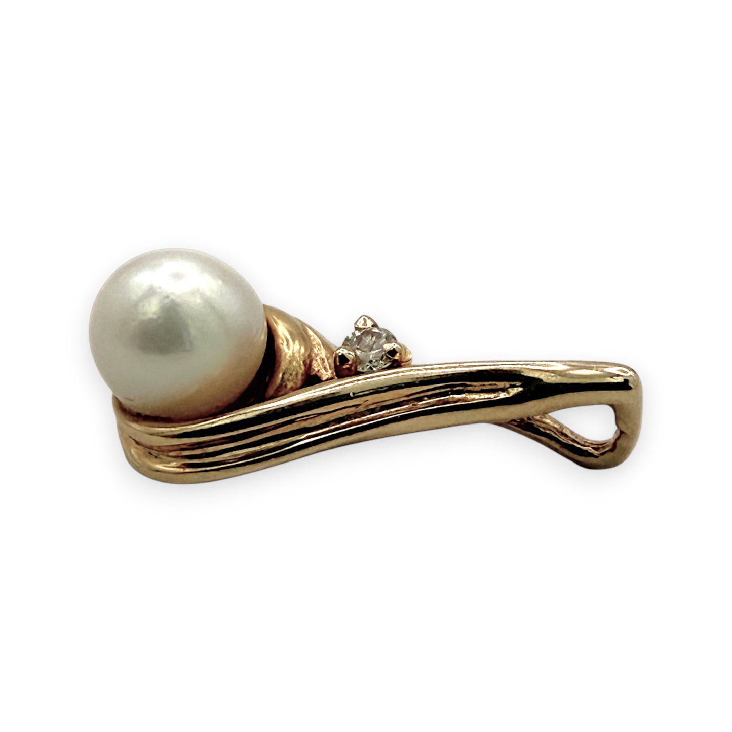 NZGD | 14ct Gold Lustrous Pearl Diamond Pendant