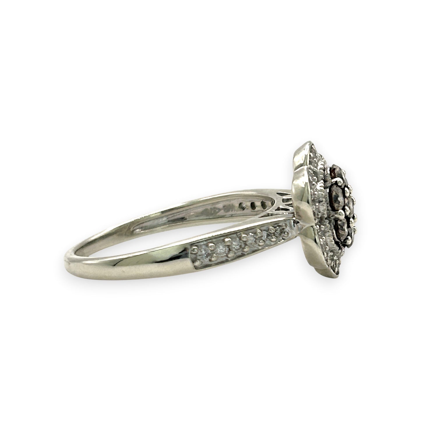 NZGD | 9ct White Gold Frost‑Petal Diamond Ring Valuation $2,000