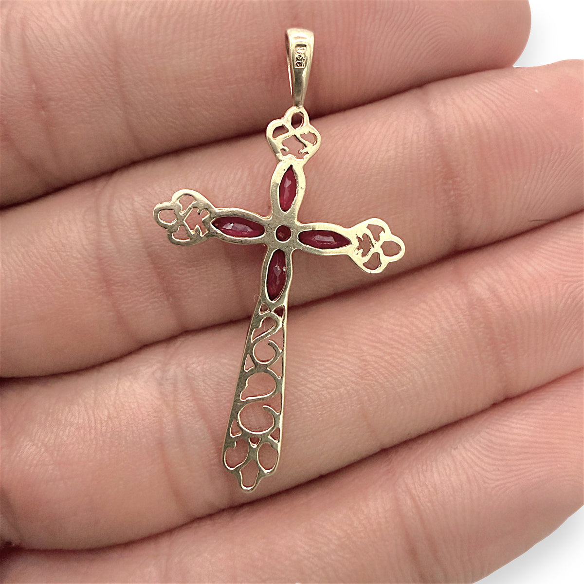 NZGD | 9ct Gold Ornate Crimson Cross Pendant 41.5 mm