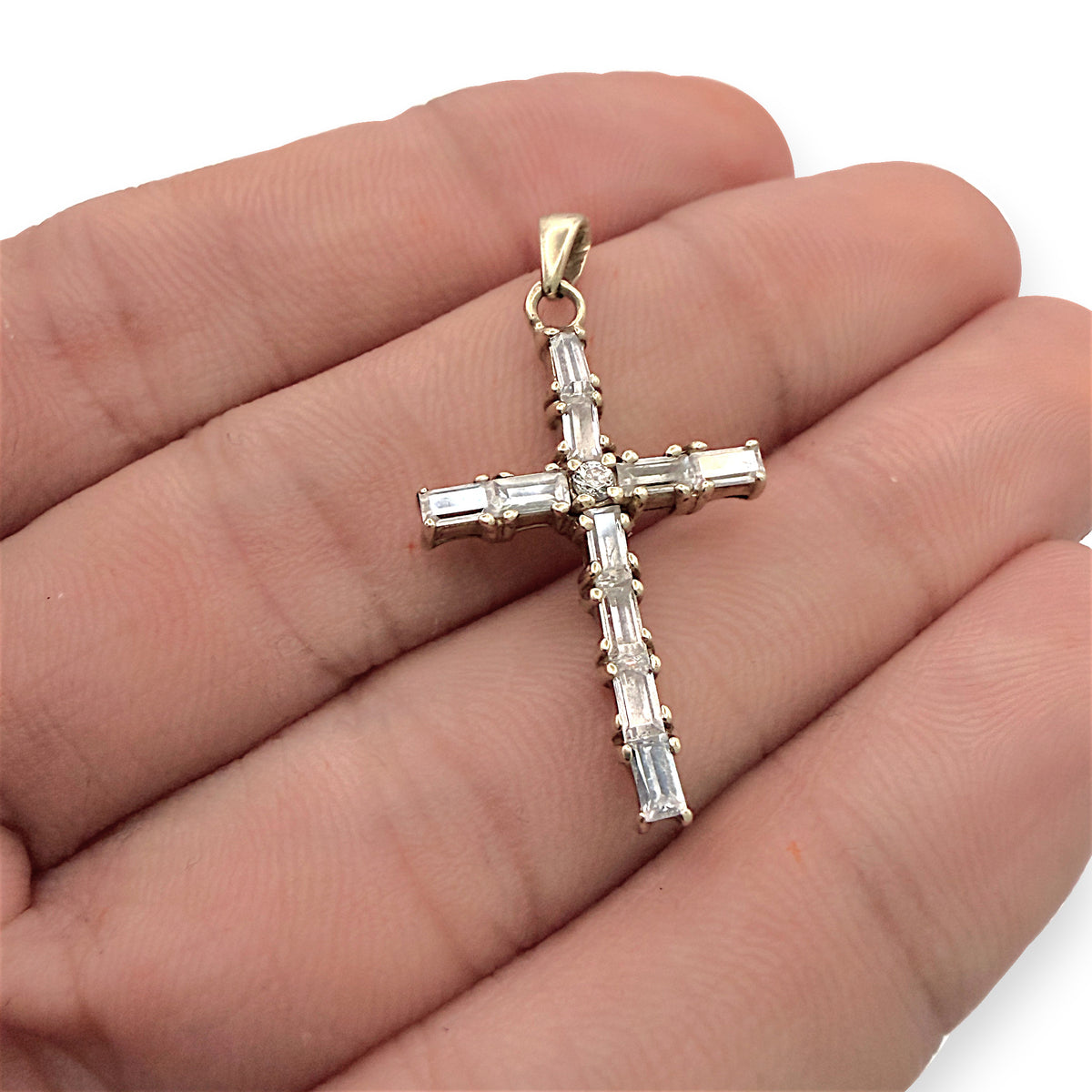 NZGD | 9ct Gold Baguette Simulated Cross Pendant 30.9mm
