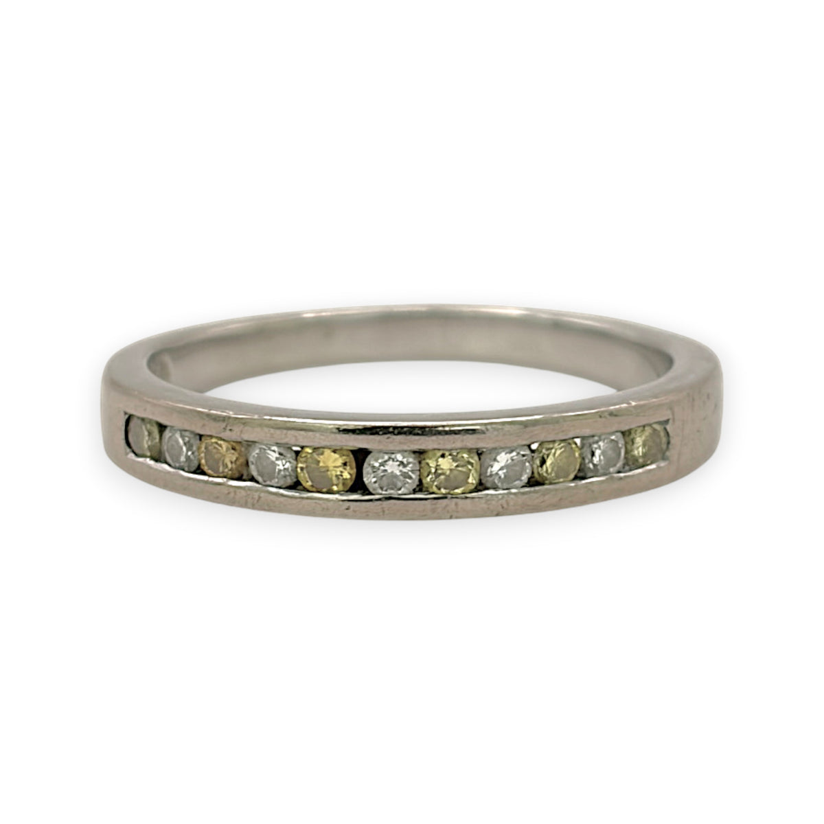 NZGD | 18ct White Gold Aureate Duo‑Diamond Band Ring Size N