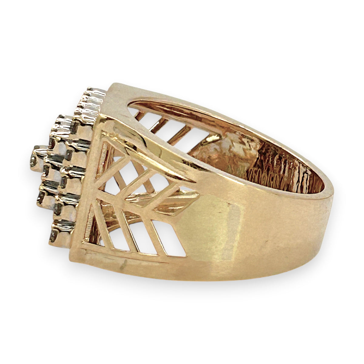 NZGD | 18ct Gold Aurora Edge Spark Ring Valuation $7,200