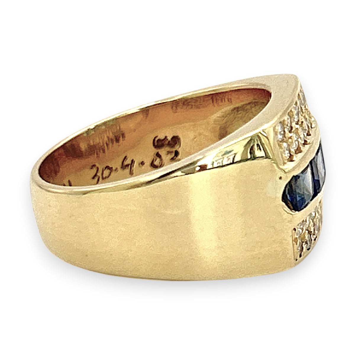 NZGD | 18ct Gold Sapphire Regent Crest Ring Valuation $7,500