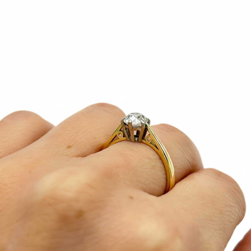 NZGD | 18ct Gold European Solitaire Ring Valuation $8,000