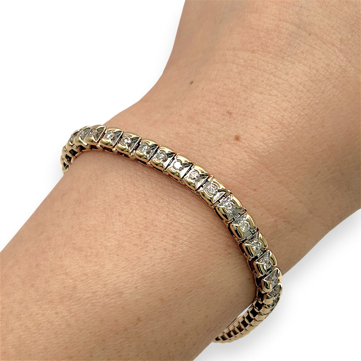 NZGD | 18ct Gold Celestial Éclat Tennis Bracelet Valuation $18,000