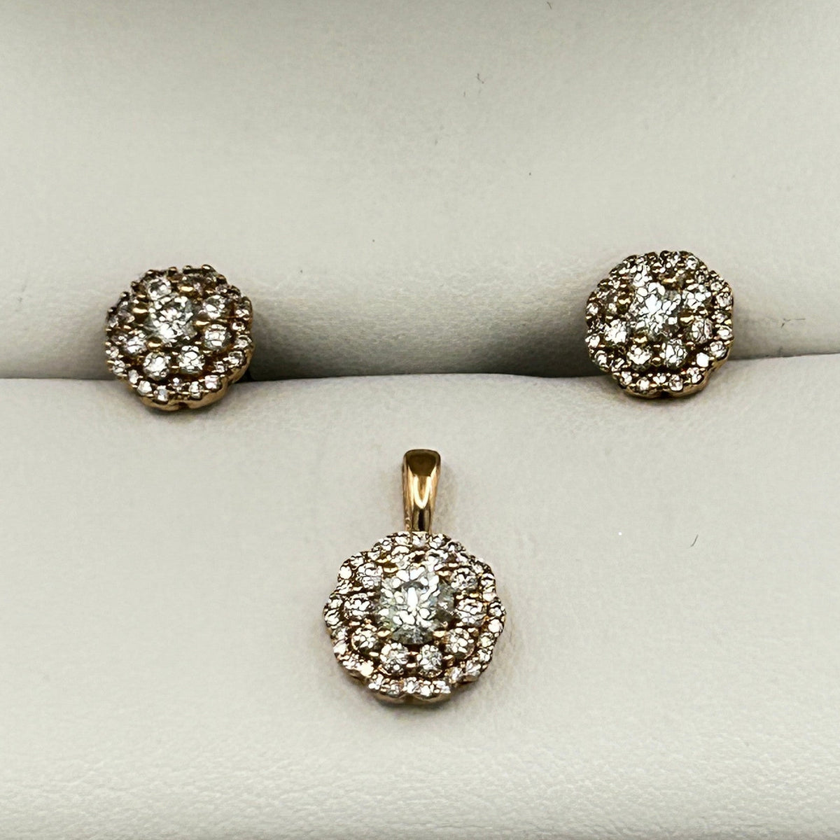 NZGD | 18ct Rose Gold Blush Crown Maple Diamond Earring & Pendant Set