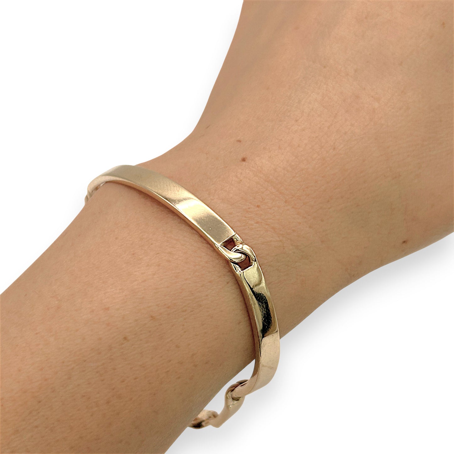 NZGD | 9ct Gold Lustre Curve Bracelet