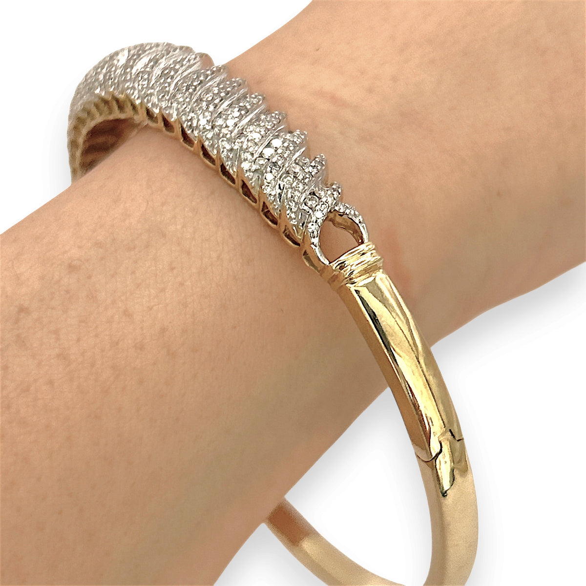 NZGD | 14ct Gold Celestial Diamond Bangle TDW 2.0ct Valuation $13,500