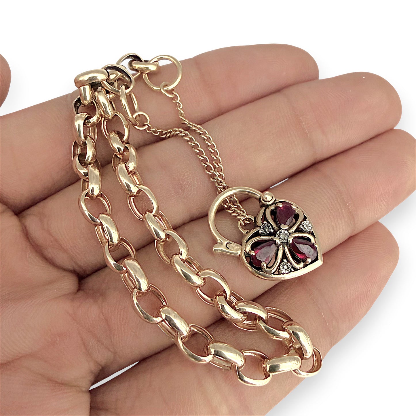 NZGD | 9ct Gold Vintage Ruby Heartlock Belcher Bracelet 20cm