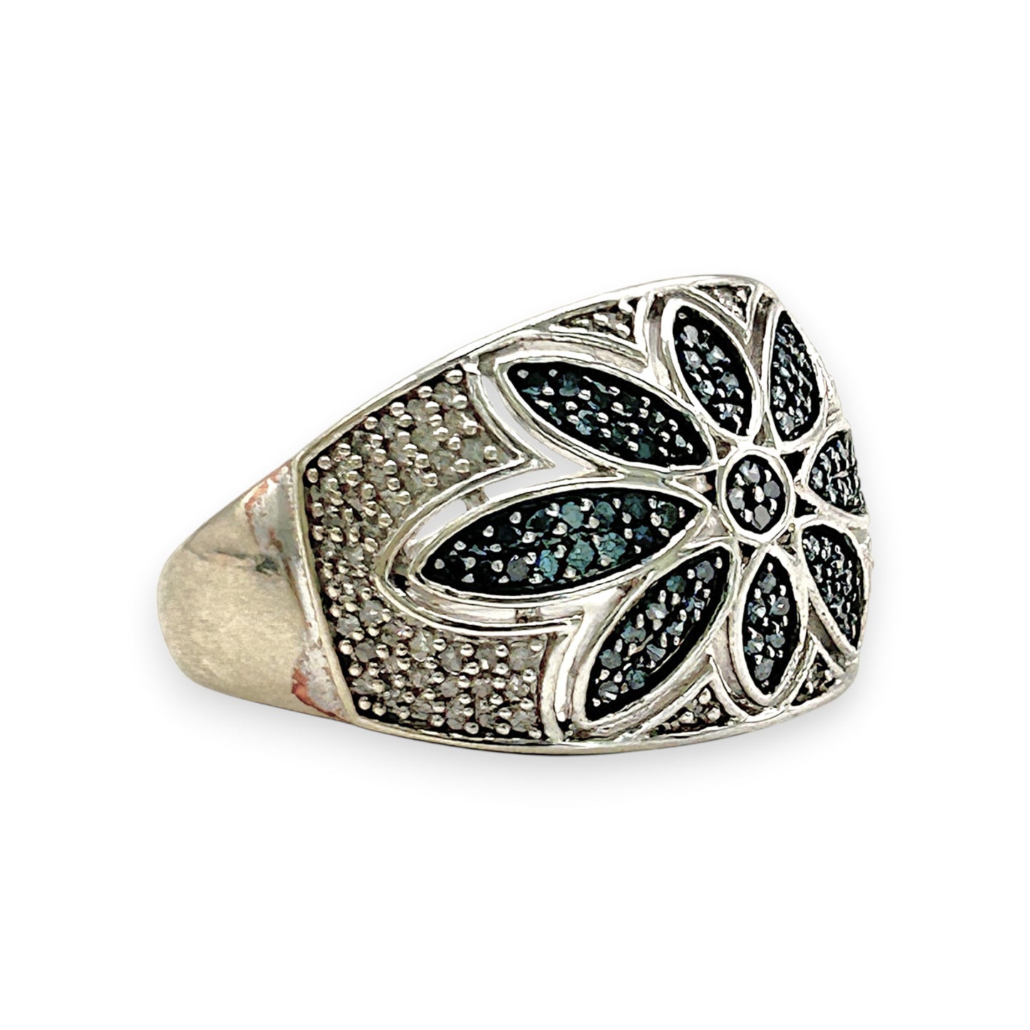 NZGD | 10ct Gold Celestial Frost Bloom Ring Valuation $3,500